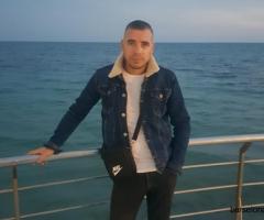 Водитель с 15-летним стажем ищет работу