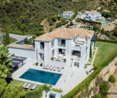 Preciosa Villa con Vistas al Mar en El Madroñal