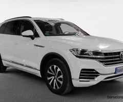 ﻿"Volkswagen Touareg 2021 - 79,799 km"