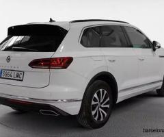 ﻿"Volkswagen Touareg 2021 - 79,799 km"