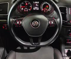 Volkswagen Sharan • 2018 • 68,987 км - 7