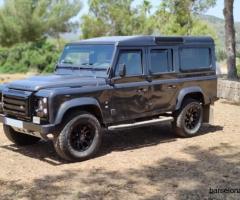 Land Rover Defender 110 SW SE 2014 • 96,700 км