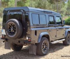 Land Rover Defender 110 SW SE 2014 • 96,700 км