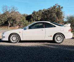 Honda Integra Type R • 1999 • 76,000 km