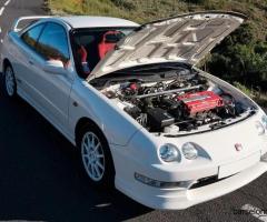 Honda Integra Type R • 1999 • 76,000 km