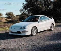 Honda Integra Type R • 1999 • 76,000 km