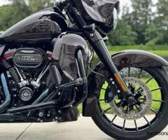 Harley Davidson Street Glide 2019, 19,700 km