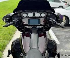 Harley Davidson Street Glide 2019, 19,700 km - 8