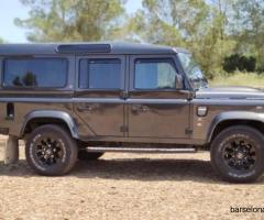 Land Rover Defender 110 SW SE 2014 • 96,700 км