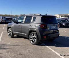 Jeep Renegade • 2022 • 9,661 km