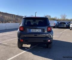 Jeep Renegade • 2022 • 9,661 km